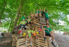 Huttendorp 2025 - Dag 4 groepsfoto's