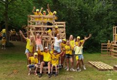 Huttendorp 2025 - Dag 4 groepsfoto's