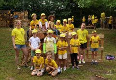 Huttendorp 2025 - Dag 4 groepsfoto's